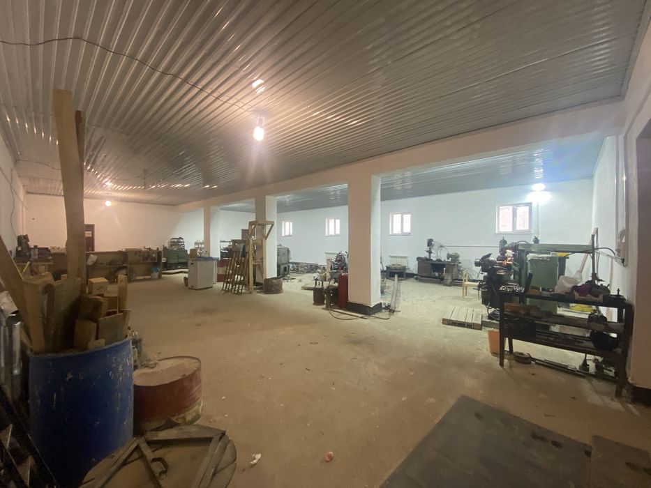 Зем.участок 0,1400га 2-х этажное здание с токарными станками