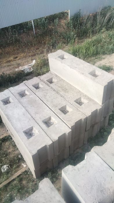 Продам фундаментные блоки ФБС