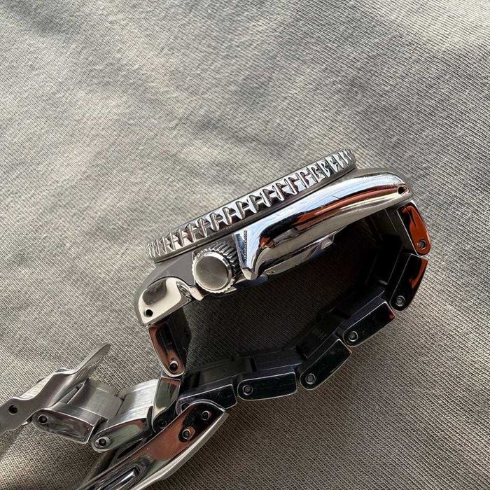 Seiko 5 Sport Tiffany Blue 38mm SRPK33K1