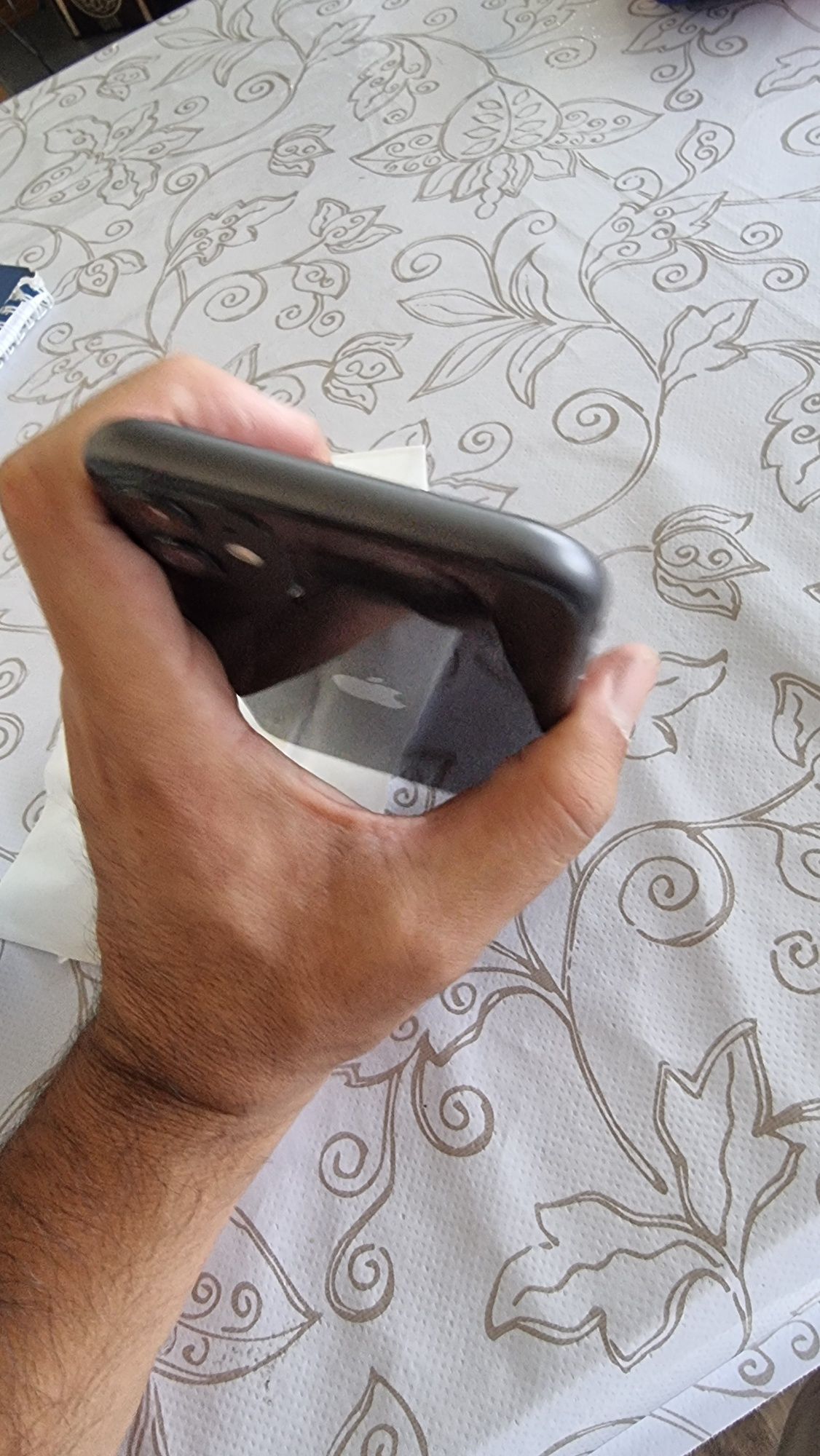 Iphone 11  64 gb