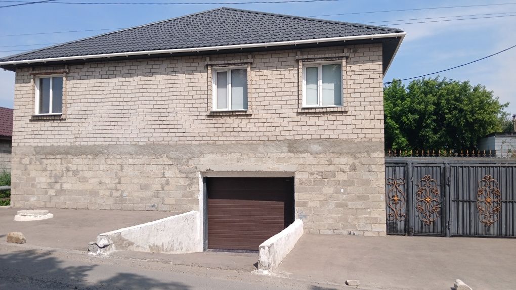 Продам катедж в городе
