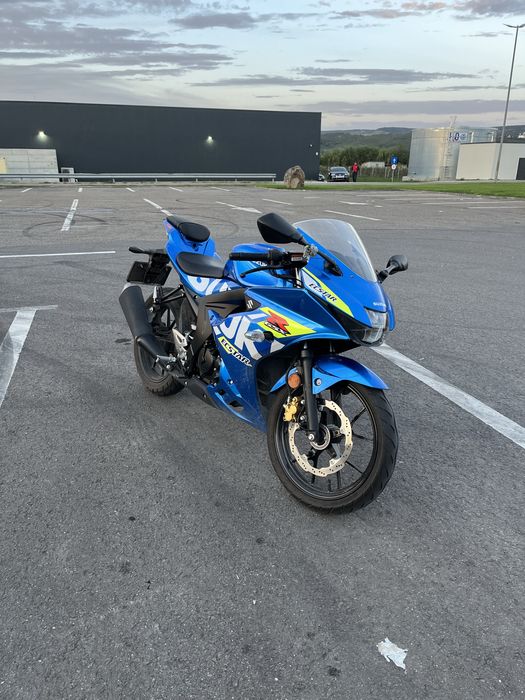 Motocicleta Suzuki gsxr 125