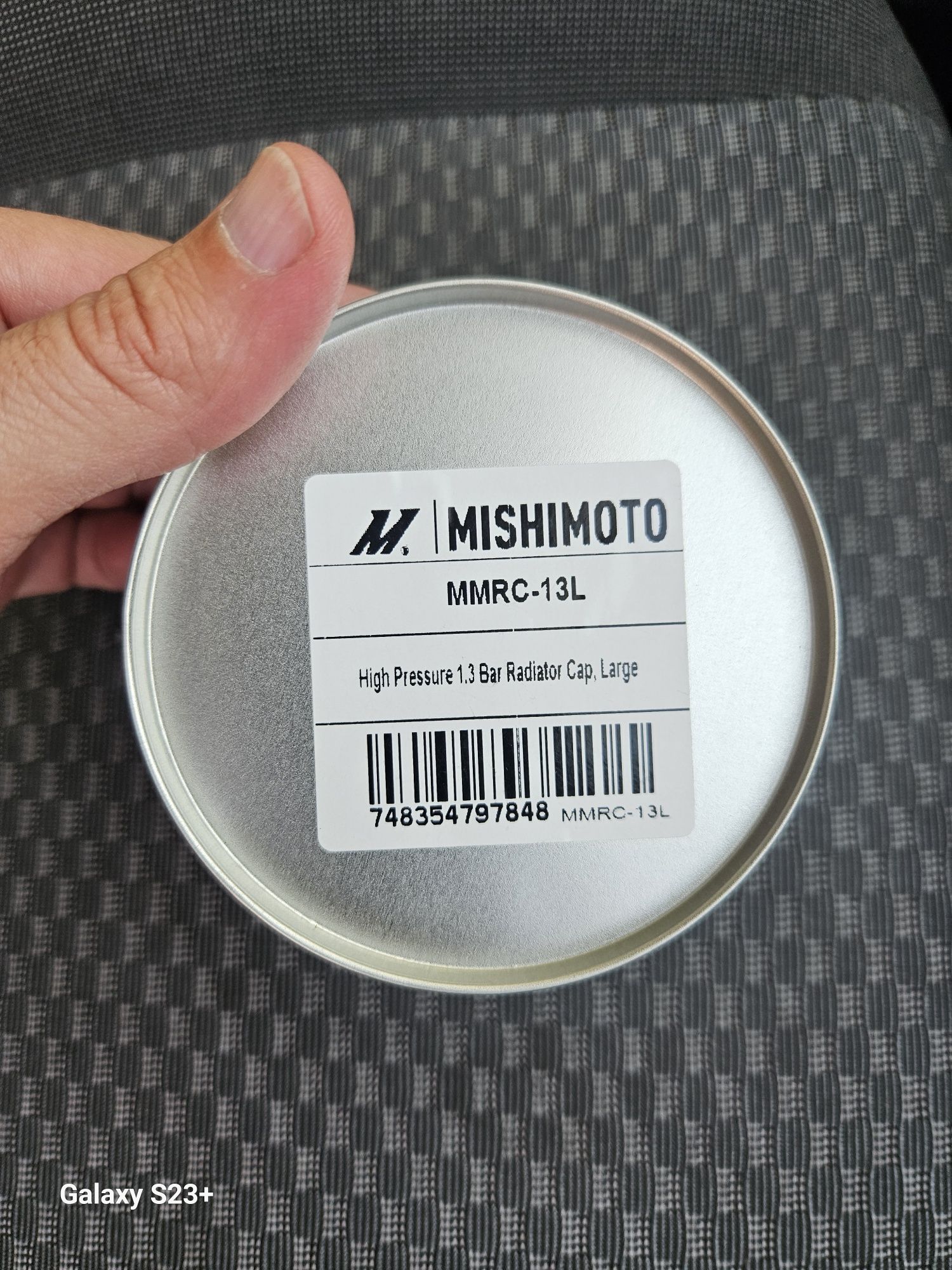 Mishimoto 1.3 Bar Капачка на радиатора Large