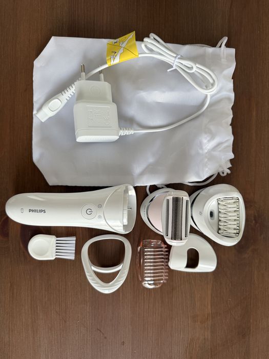 Epilator umed și uscat Philips BRE710/00
