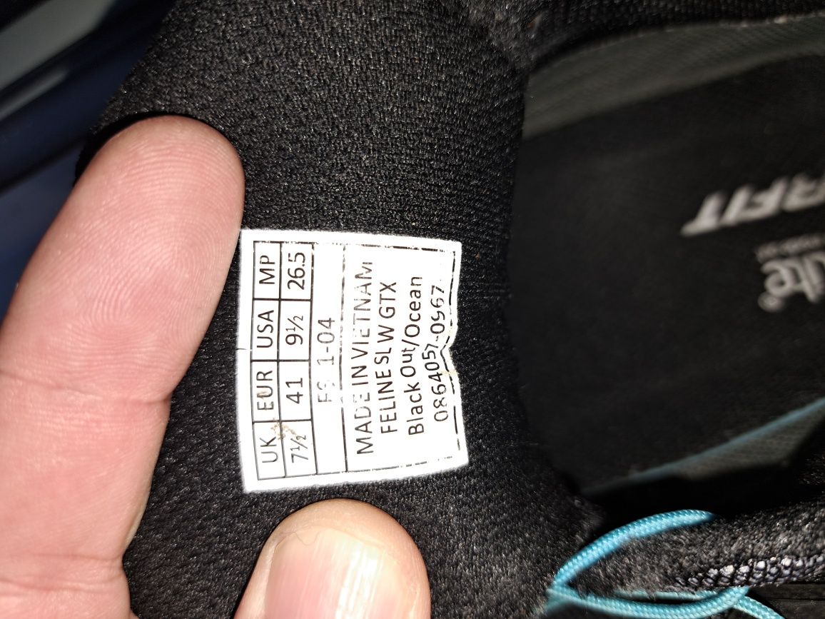 Vând pantofi sport Dynafit cu Gore-tex nr 41