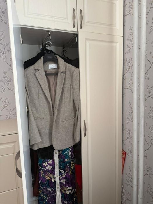 Шифоньер и комод