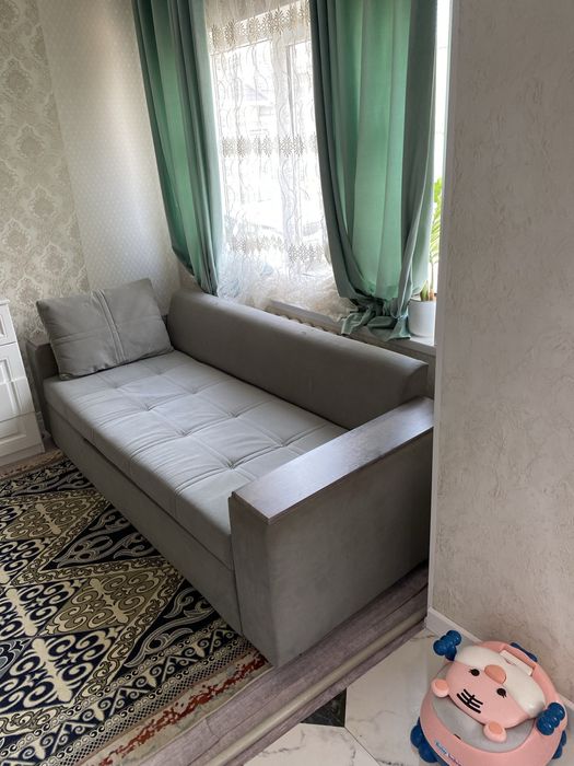 Диван в хорошем состоянии