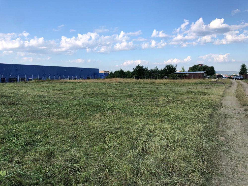 VAND TEREN pentru constructie case in Sibiu 195€/mp