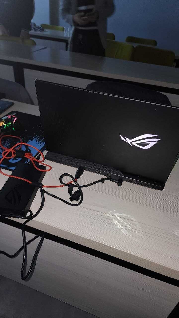 Asus Rog Strix G513   R9/32/1TB/RTX3060/6GB