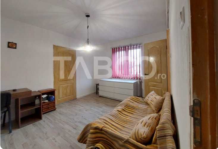 Apartament 2 camere 30 mp etaj 2