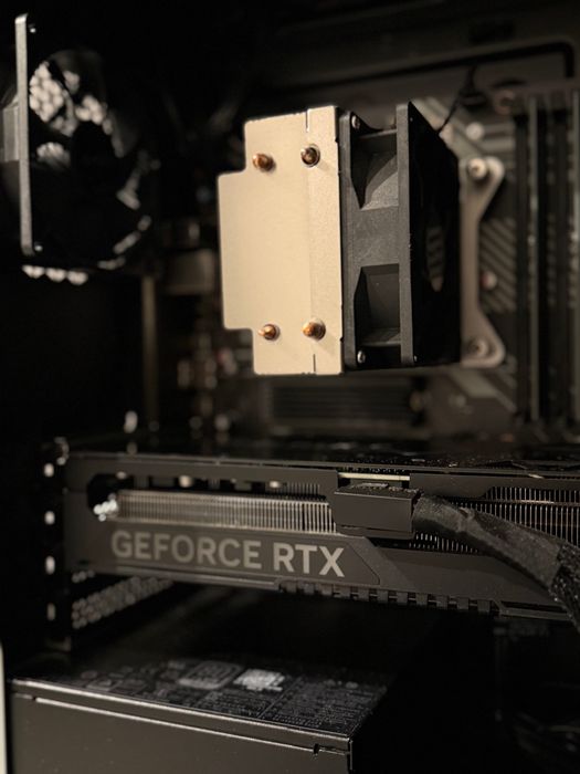 Геймърска Конфигурация NVIDIA Geforce GTX 4070 Super, i5-14440f