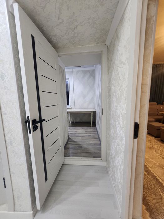 Супер 2 ух комнатная квартира возле аэропорта (Своя)