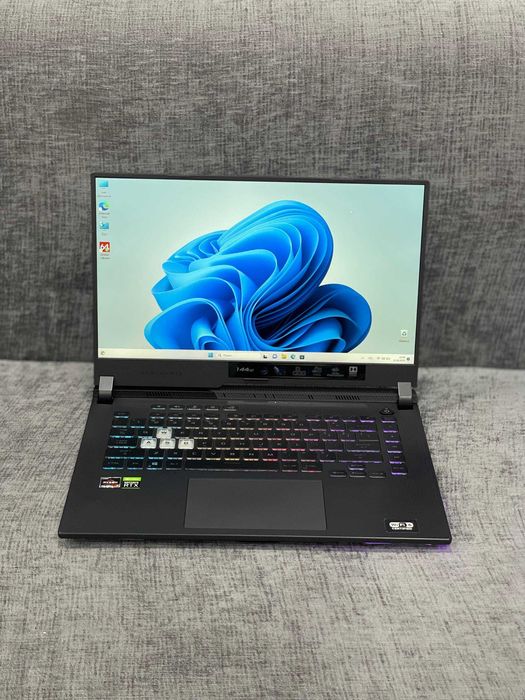 Asus Rog Strix G513EI