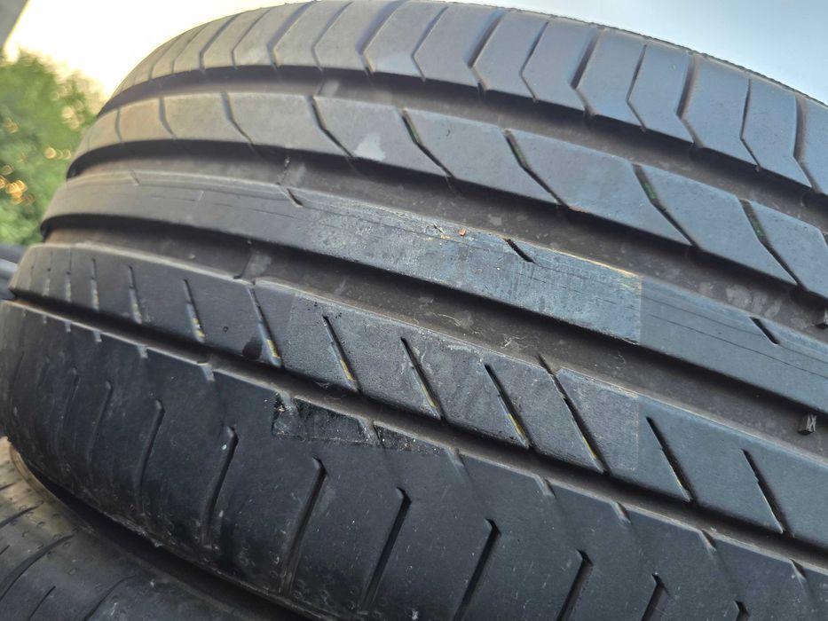 2бр Летни гуми 225 45 18 - Continental Runflat