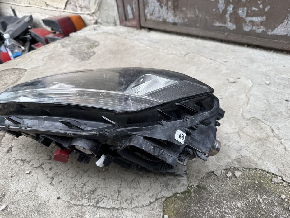 Ляв фар за Vw Golf 7 Xenon/ Фолксваген Голф 7