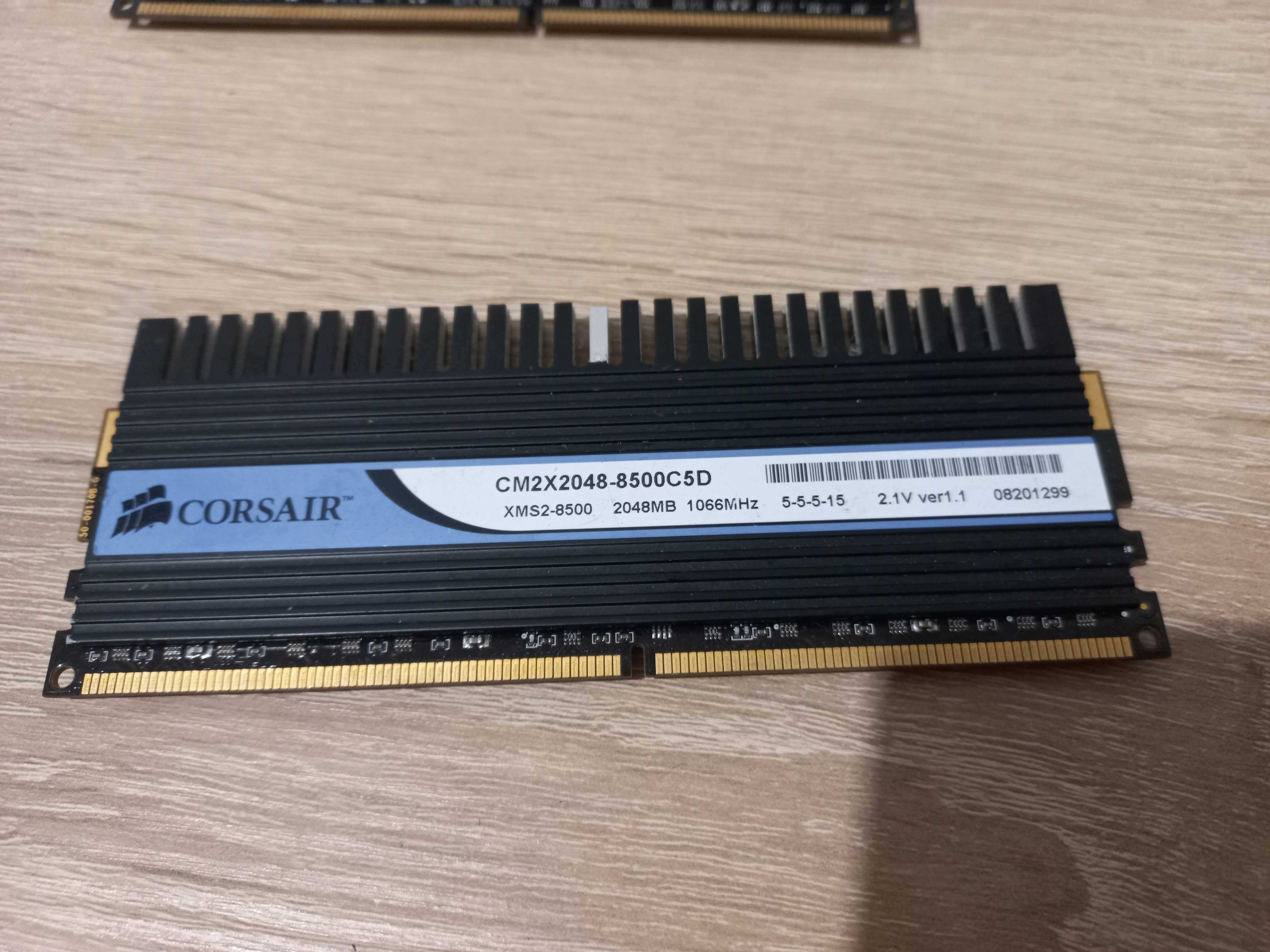 Set RAM Corsair Dominator 4GB DDr2 1066 MHz XMS2-8500 2 X 2048Mb