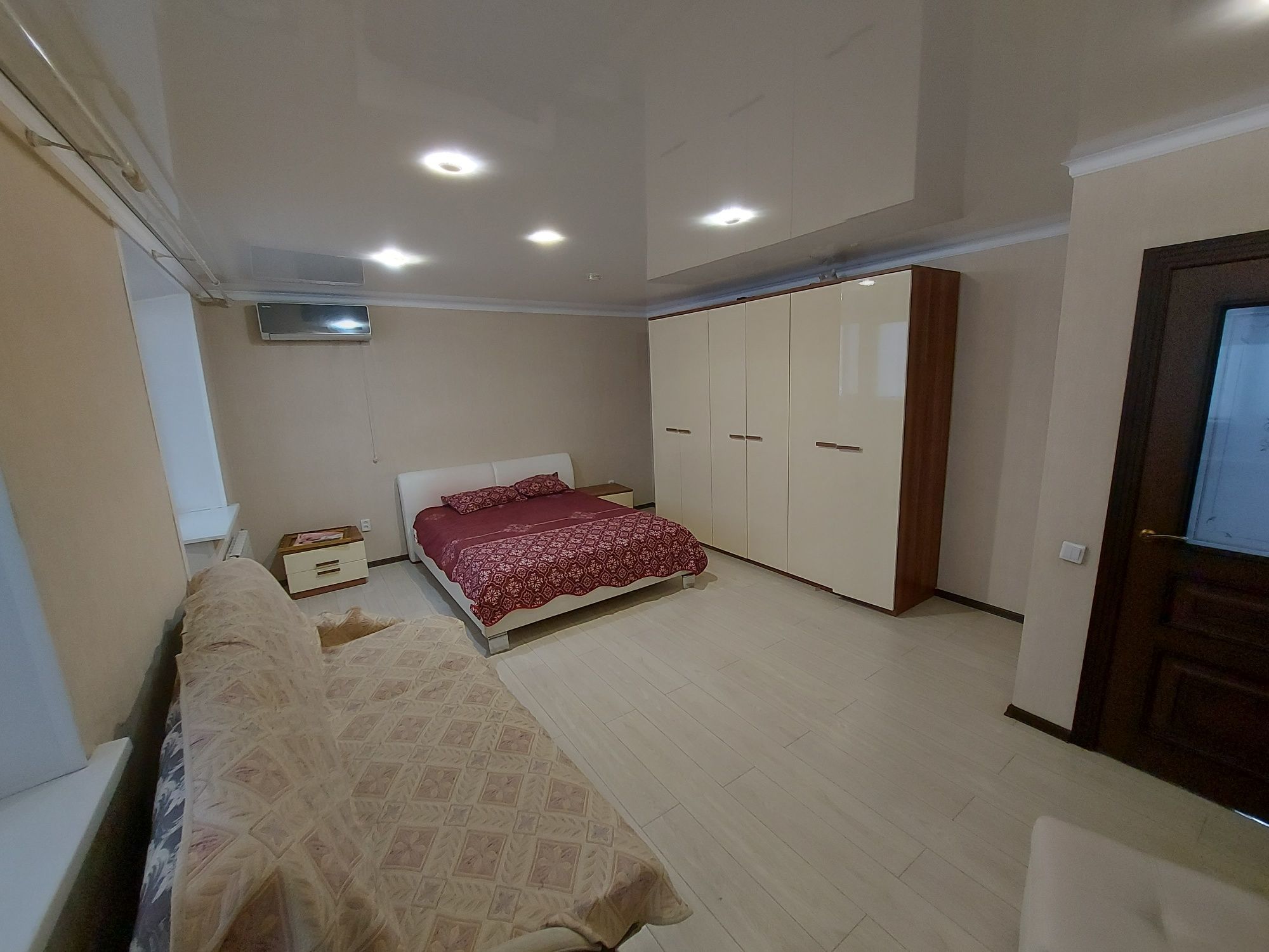Сдам в аренду 3 комн квартиру.