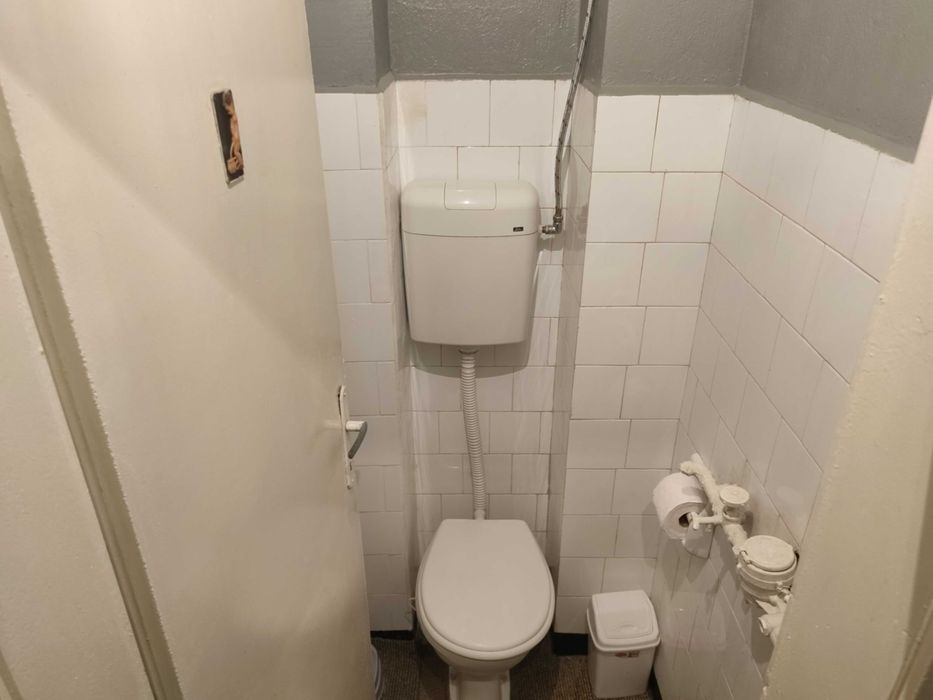 Продава се Четиристаен апартамент в Търговище, Център - 110 кв.м за 877 €/кв.м - Снимка #13