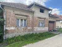 Casa in centrul loc Sîrbești, com. Lunca, jud Bihor