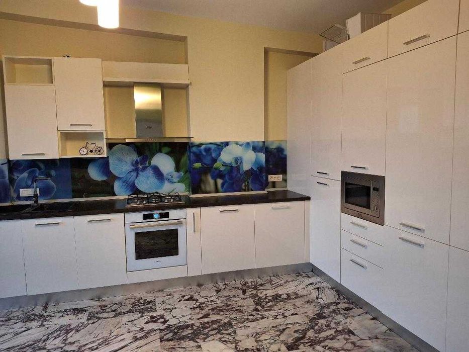 PENTHOUSE LUX -stațiunea Mamaia- vedere panoramica lac si Marea Neagra