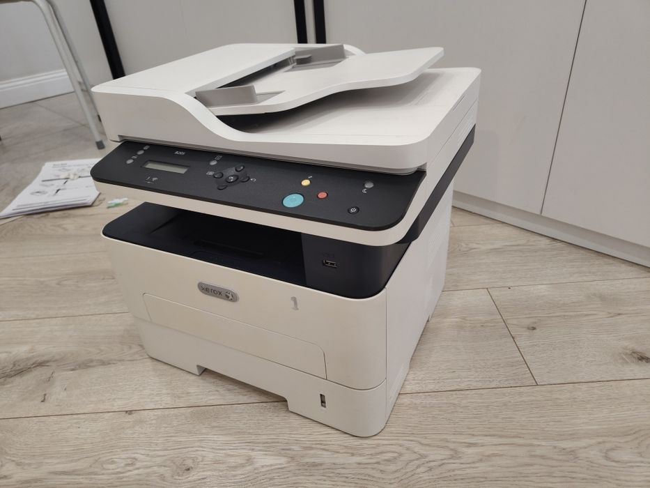Принтер Xerox b205 , МФУ , лазерный, 3 в 1,
