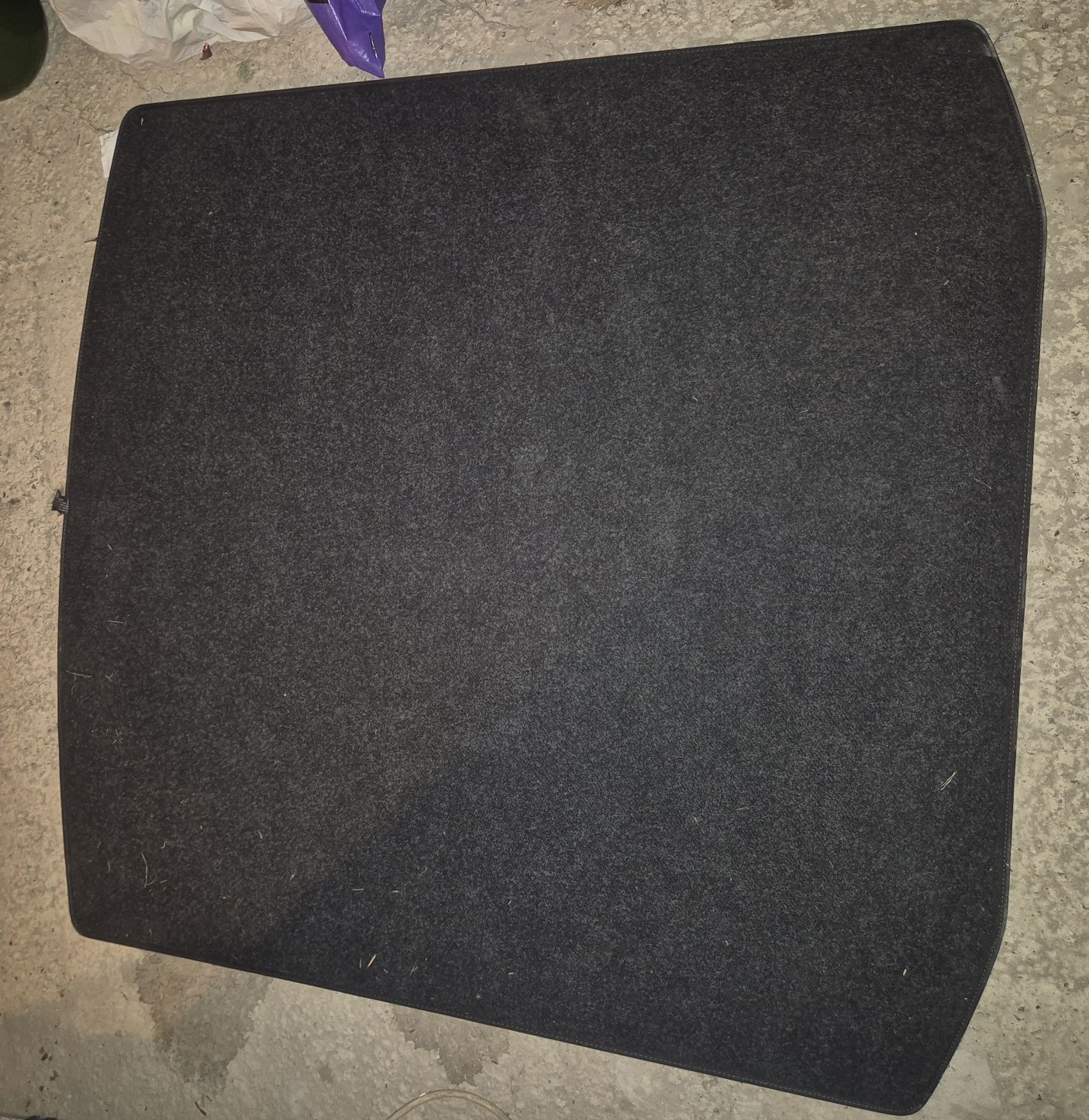 Tava portbagaj + pres tunel spate interior Skoda Octavia 4