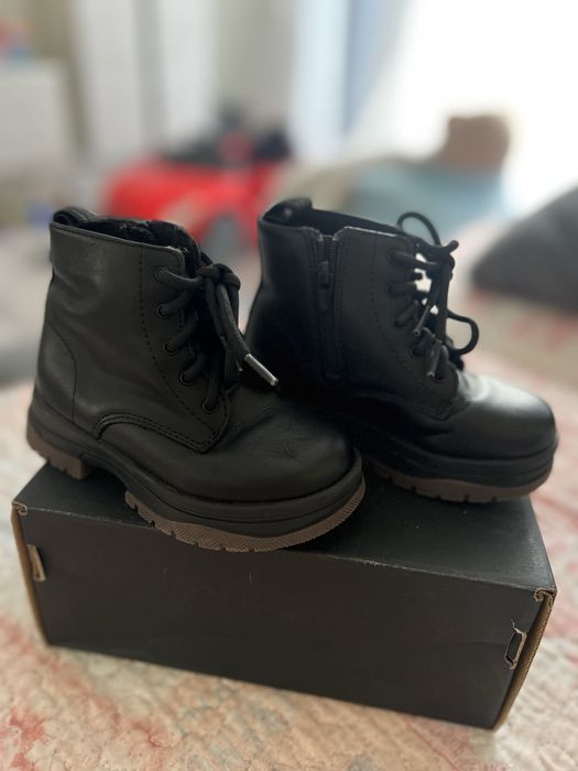 Ghete Zara marimea 22