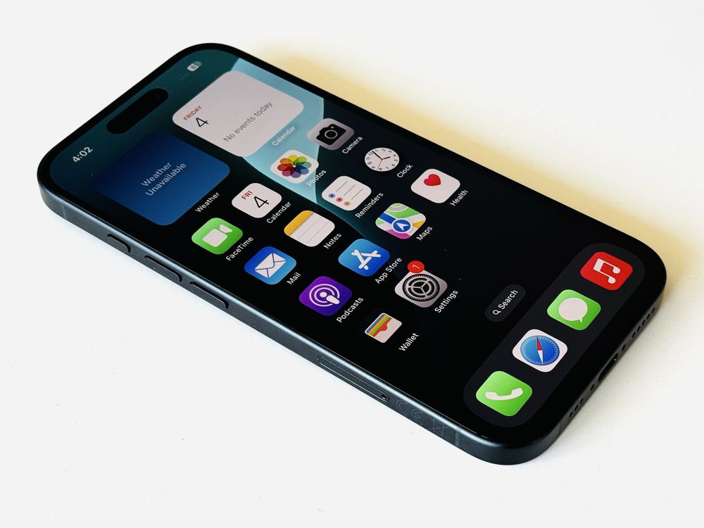 НОВ! Iphone 16 128GB Black Гаранция 1 година