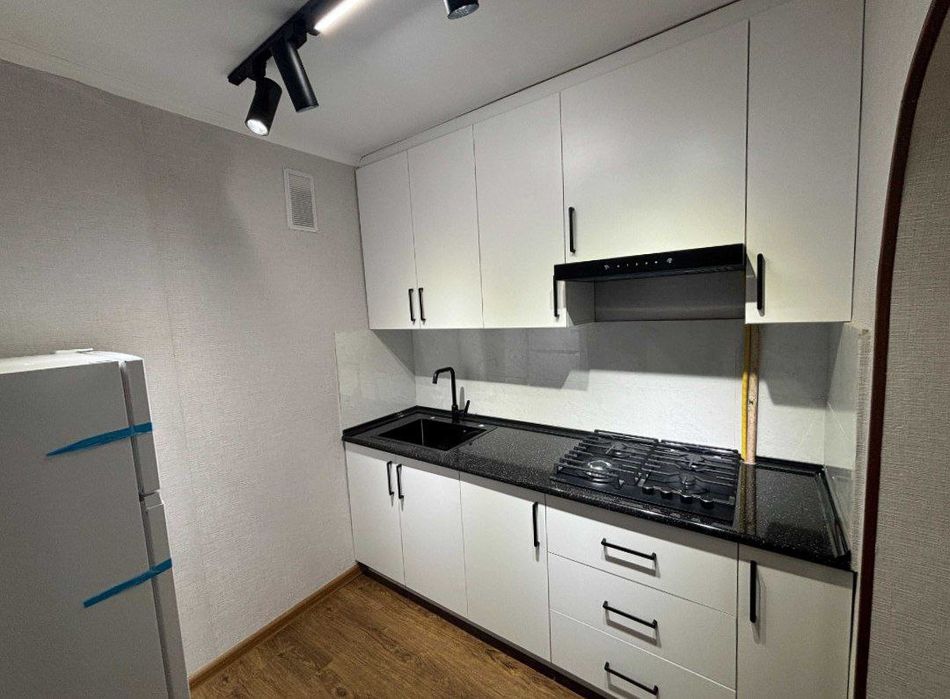 Сдается в аренду 3/4/5  Яшнабадский район ( Бывшая Лисунова)