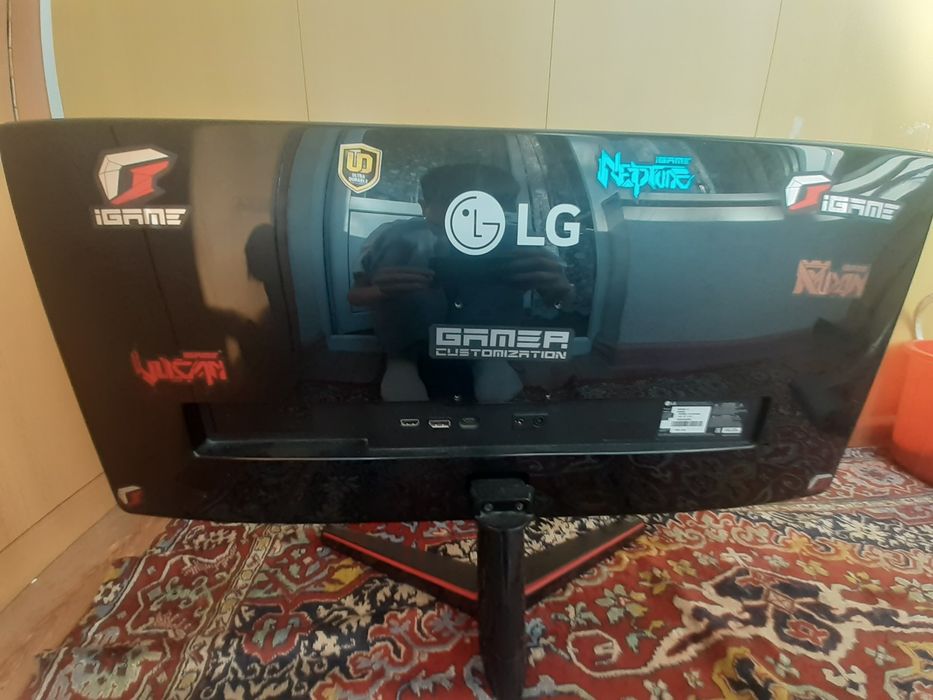 Монитор работает не работает не знаю