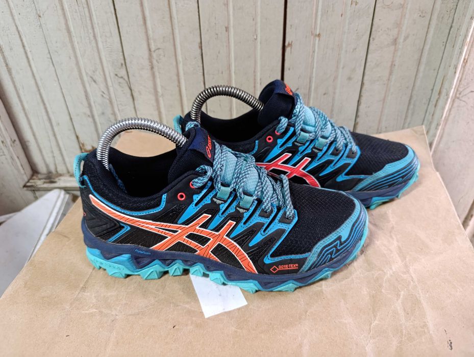 Asics Gel-FujiTrabuco 7 GORE-TEX''оригинални маратонки 38.5 номер
