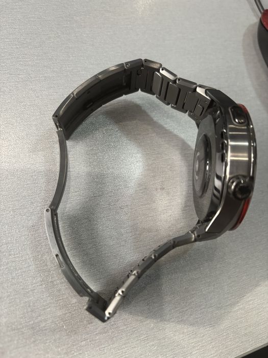 Huawei watch 4 pro space edition