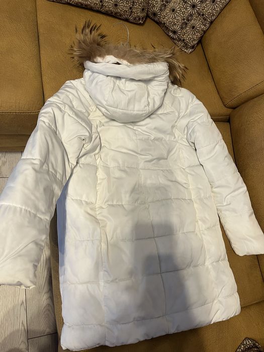 Яке с естествен пух качулка