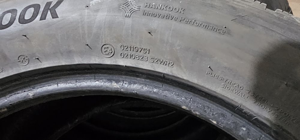 Cauciucuri Hankook Winter I'cept Evo3 de iarna 255/55/19.
Dot -