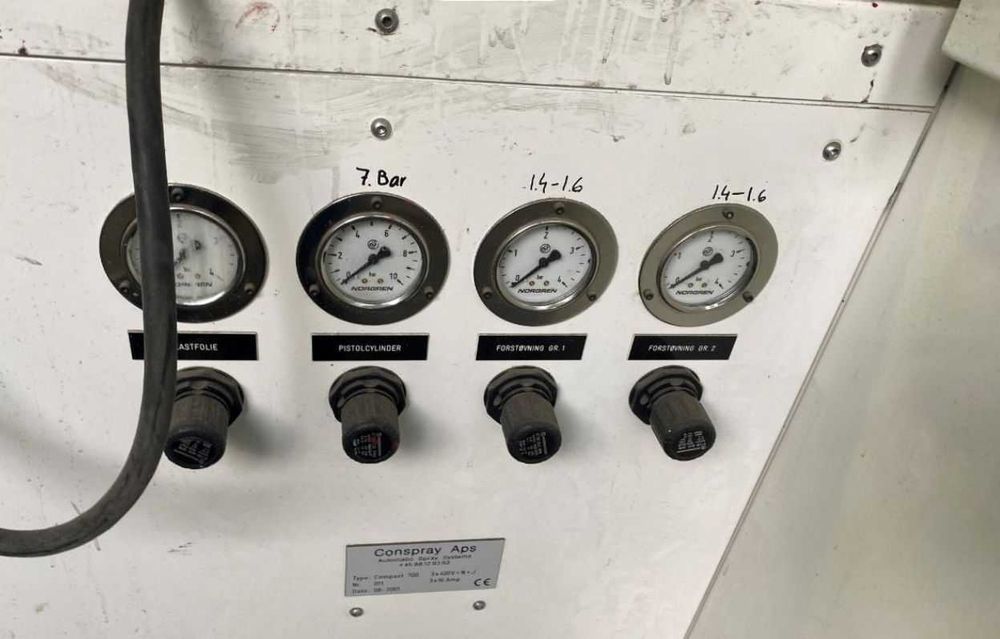 Robot cabina vopsire masina de vopsit automata industrial CONSPRAY