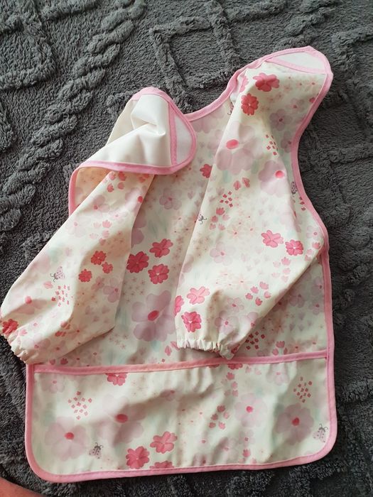 Bavetica pentru bebelus