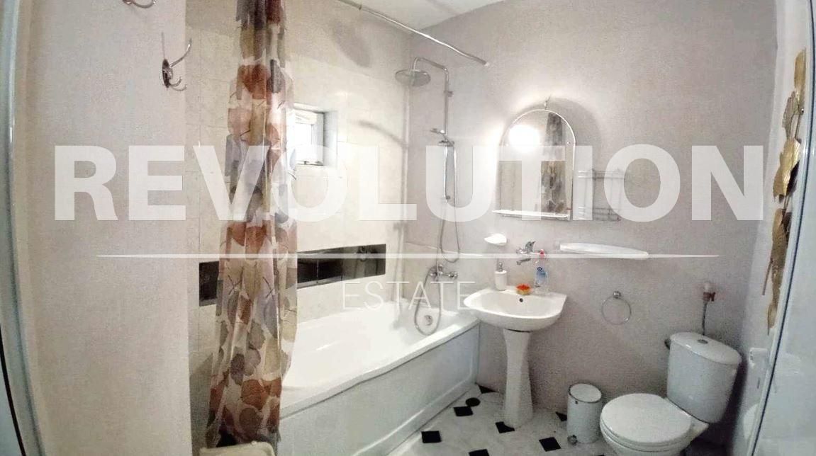 Дава се под наем Къща в Варна, м-т Евксиноград - 130 кв.м за 650 € - Снимка #4