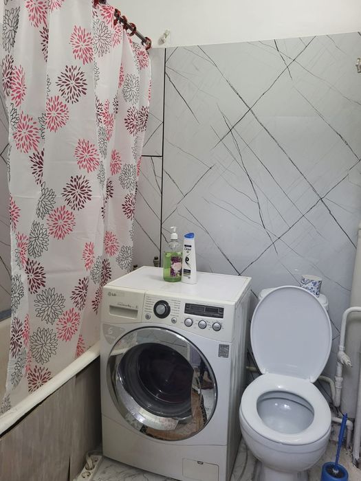 Суточно сдаётся кв 2ком.