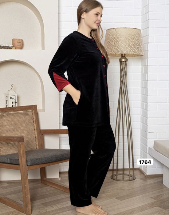 Домашный одежда