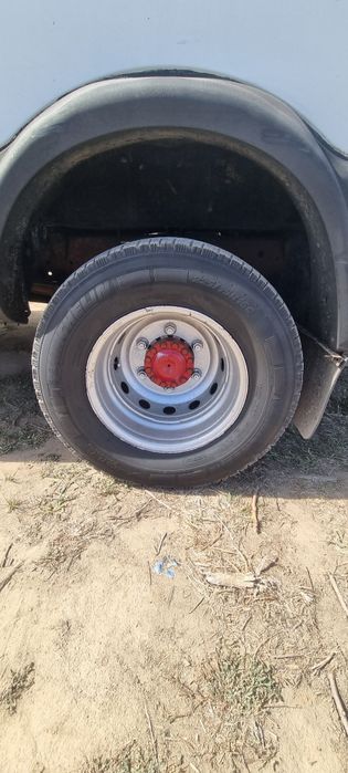 Vând două Iveco 65 DETARATE CAT B