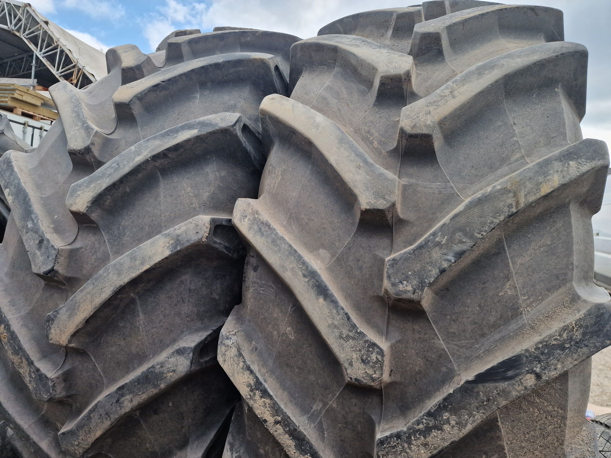 Cauciucuri 710/70R38 marca Trelleborg