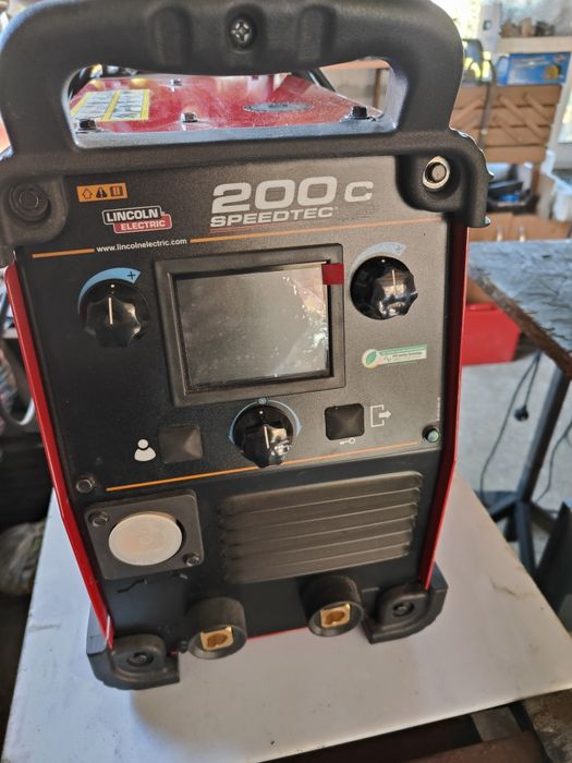 Lincoln speedtec 200C
