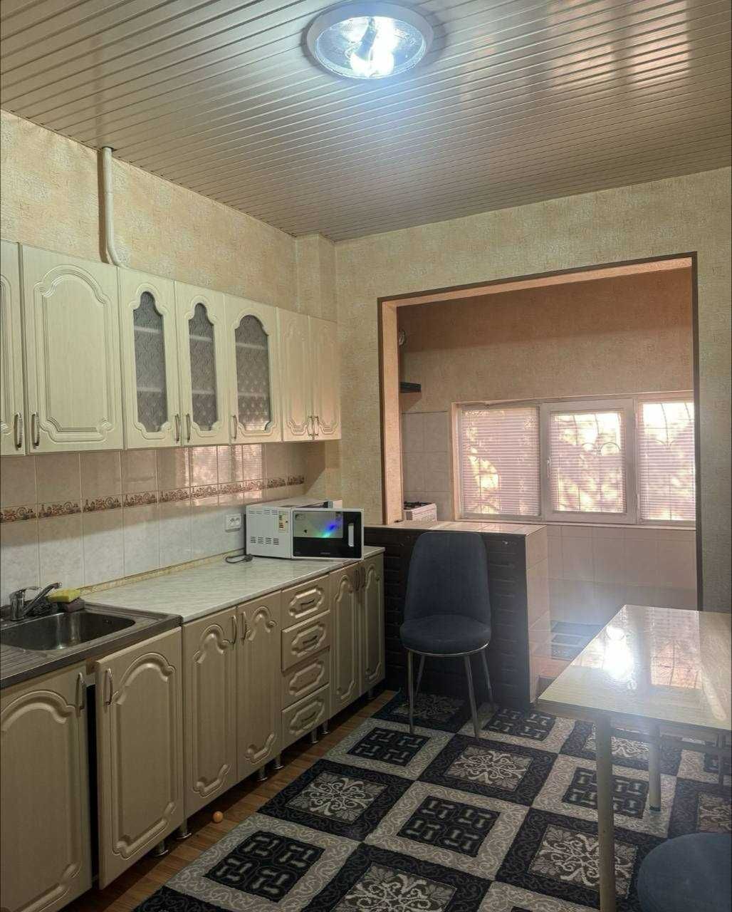 2-х комнатная квартира на Ойбеке (Шох Мед Центр. ор-р.)  ID: 2609