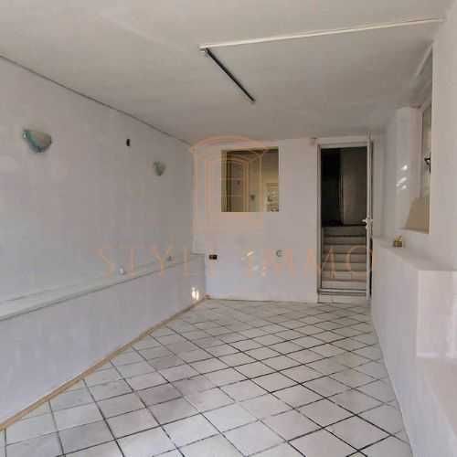 Продава се Магазин в Разград, Център - 55 кв.м за 1237 €/кв.м - Снимка #4