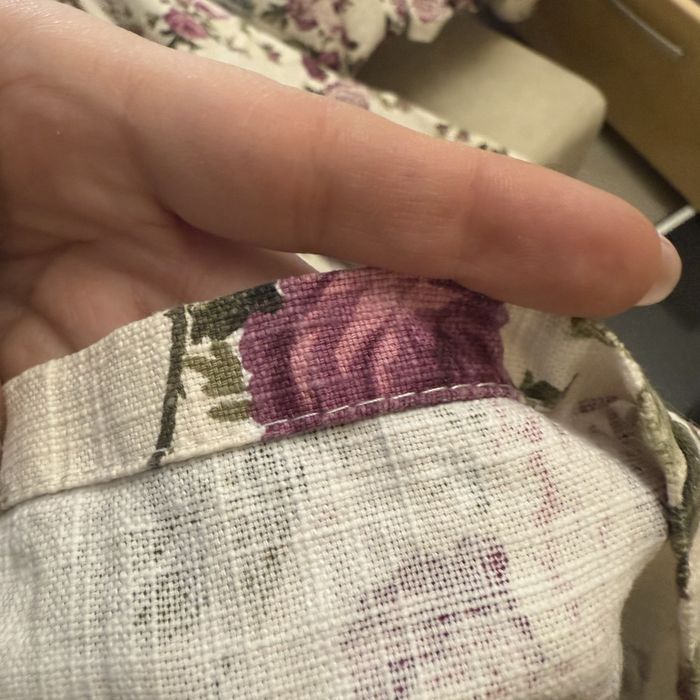 Продам шторы в спальню и кухню