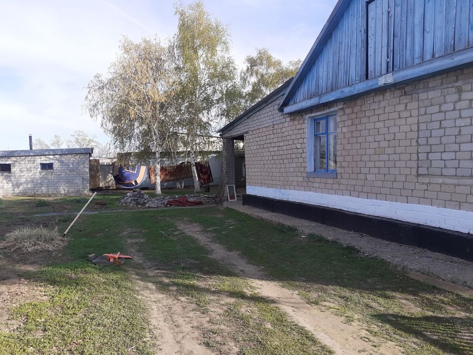 Продам дом  одельно стояши два дома