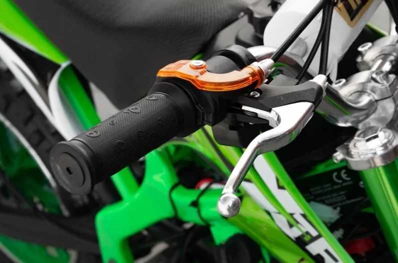 Mini Cross XTR 701, 50cc,2 timpi, pornire sfoara,roti 10, negru/verde