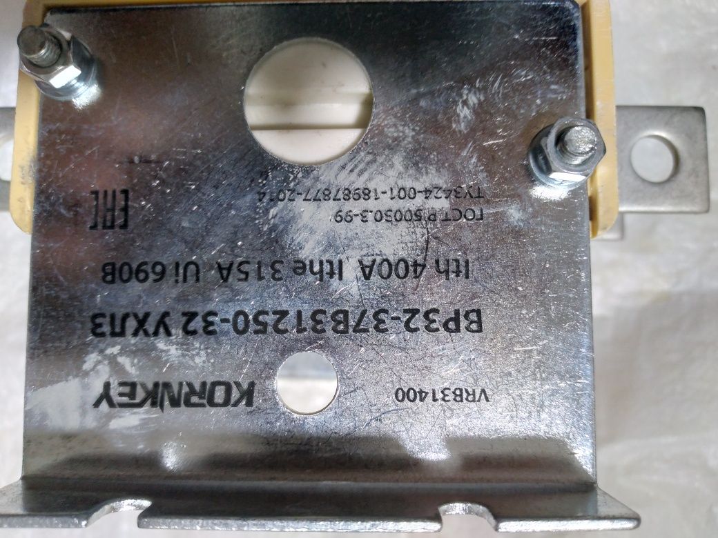 Выключатель-Разьеденитель KORNEY Ith 400A Ithe315A Ui690B