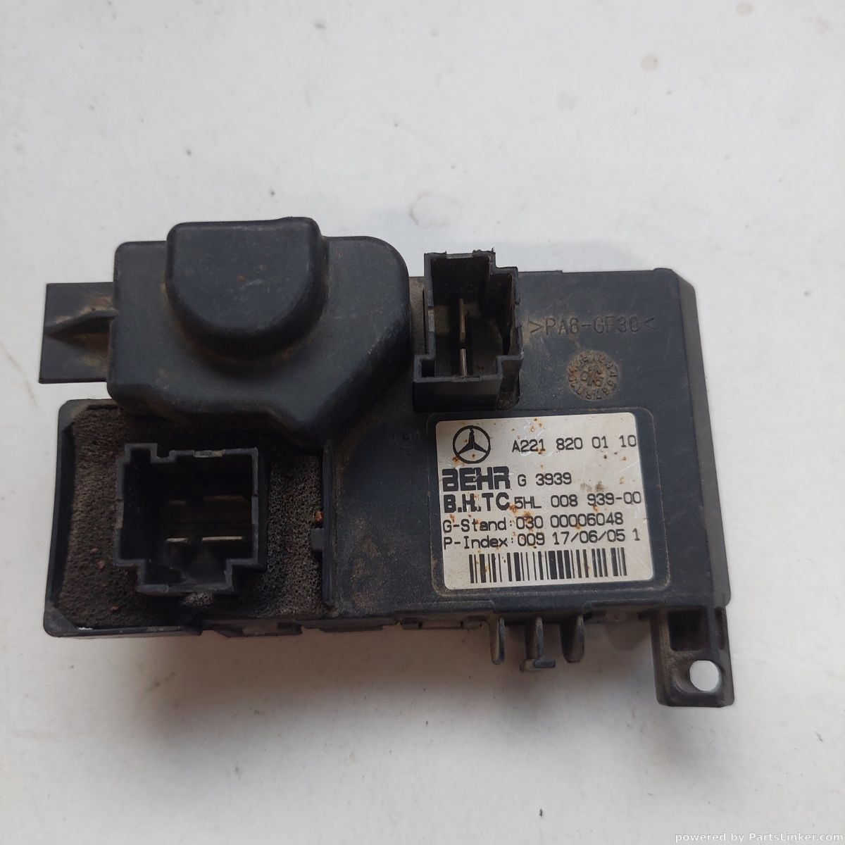 Releu trepte  MERCEDES-BENZ S-CLASS II (W221, C215) [ 2005 - 2013 ] OEM A2218200110