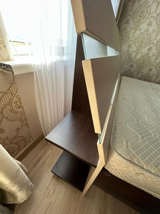 Спальный кровать ,шифонер в комплекте